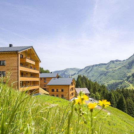 Appartement Alpenstolz Damuels Haus 2 - Stilvoll Urlauben In Den Bergen Extérieur photo